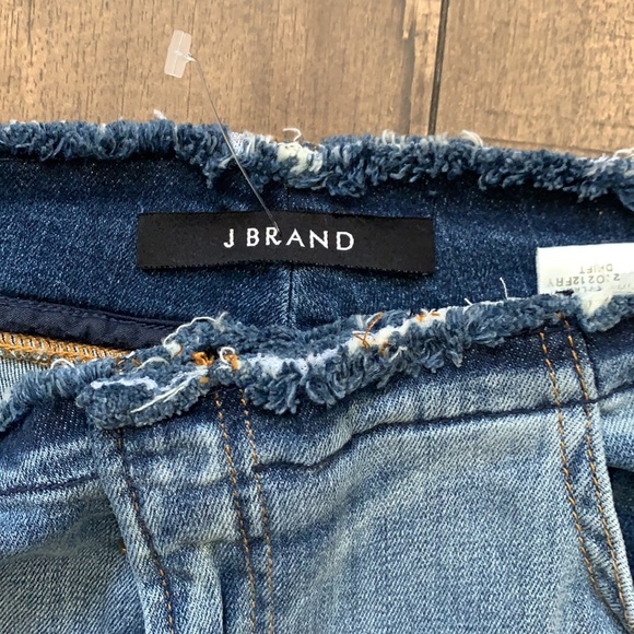 Revolve J Brand Maria Flare Jeans NEW - Picture 6 of 16